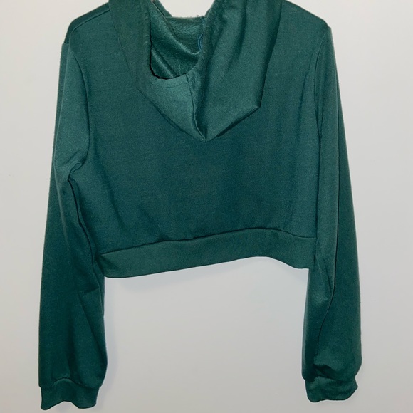 Cropped Love Hoodie - Picture 2 of 2